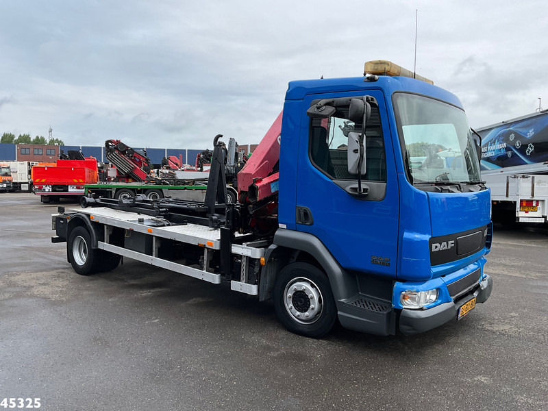 DAF FA 45 LF 180 HMF 7 Tonmeter laadkraan - Camião polibenne, Camião grua: foto 3 DAF FA 45 LF 180 HMF 7 Tonmeter laadkraan - Camião polibenne, Camião grua: foto 3