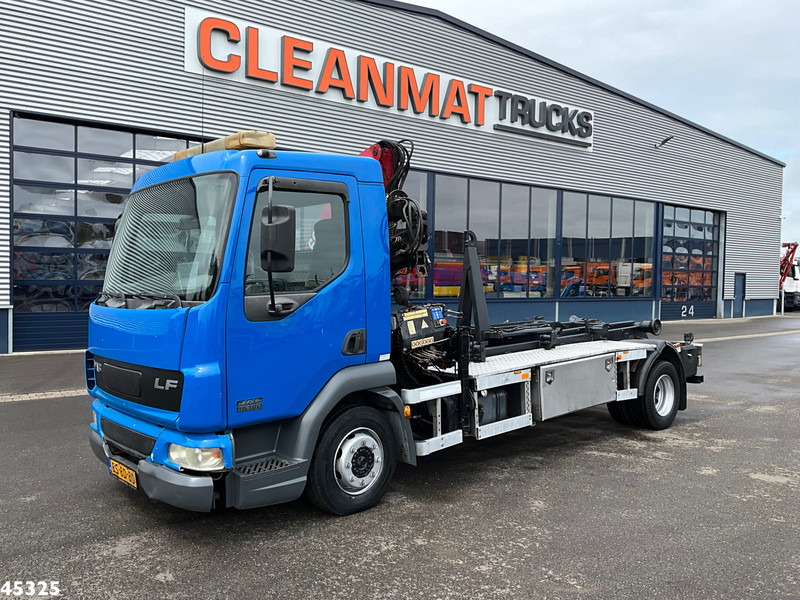 DAF FA 45 LF 180 HMF 7 Tonmeter laadkraan - Camião polibenne, Camião grua: foto 2 DAF FA 45 LF 180 HMF 7 Tonmeter laadkraan - Camião polibenne, Camião grua: foto 2