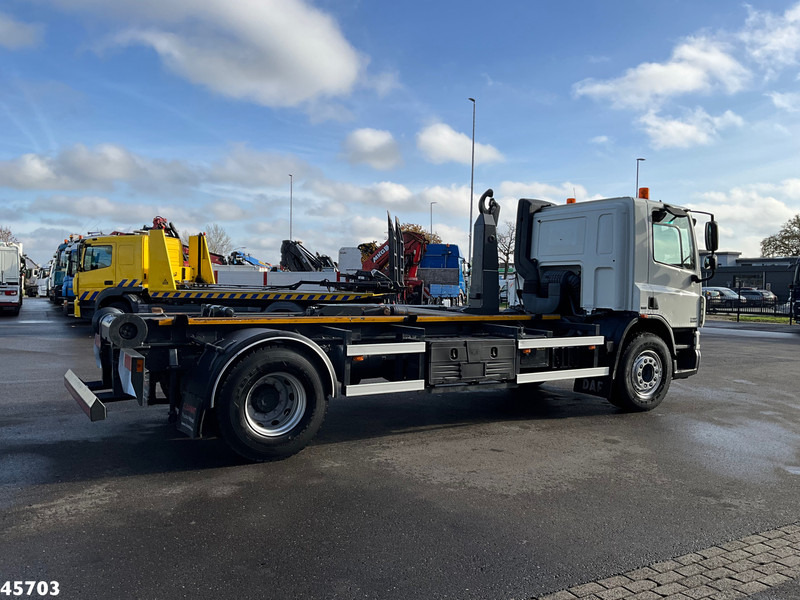 DAF FA 65 CF 250 Manual 20 Ton haakarmsysteem - Camião polibenne: foto 5 DAF FA 65 CF 250 Manual 20 Ton haakarmsysteem - Camião polibenne: foto 5