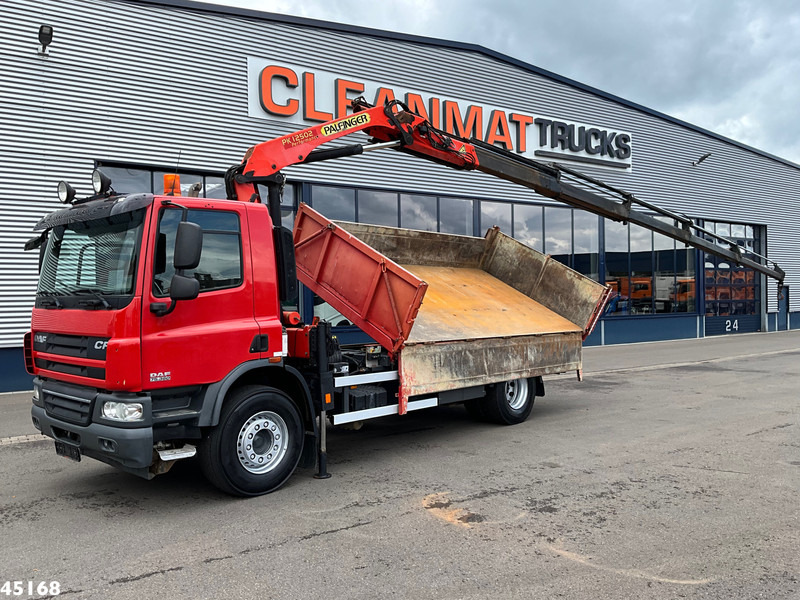 DAF FA 75 CF 360 Palfinger 12 Tonmeter laadkraan - Camião basculante, Camião grua: foto 2 DAF FA 75 CF 360 Palfinger 12 Tonmeter laadkraan - Camião basculante, Camião grua: foto 2
