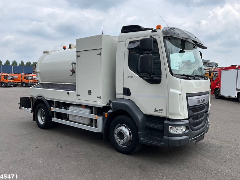 DAF FA LF 210 Euro 6 RIONED Combi - Caminhão limpa fossa: foto 3 DAF FA LF 210 Euro 6 RIONED Combi - Caminhão limpa fossa: foto 3