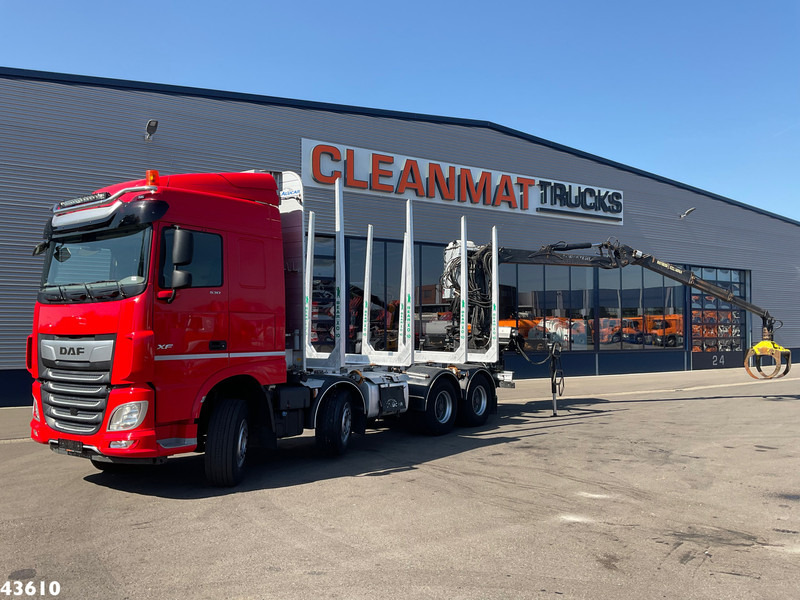 DAF FAD XF 530 8x4 Holzkran - Camião grua: foto 2 DAF FAD XF 530 8x4 Holzkran - Camião grua: foto 2