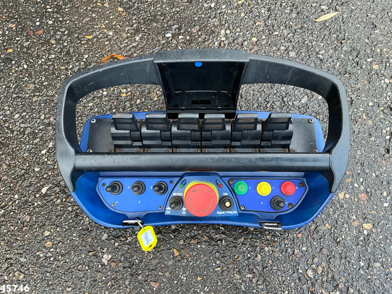 Camião polibenne, Camião grua DAF FAN CF 370 Euro 6 HMF 22 Tonmeter laadkraan Just 149.152 km!: foto 10