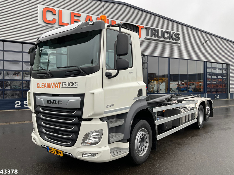 DAF FAN CF 430 VDL 21 Ton haakarmsysteem - Camião polibenne: foto 2 DAF FAN CF 430 VDL 21 Ton haakarmsysteem - Camião polibenne: foto 2