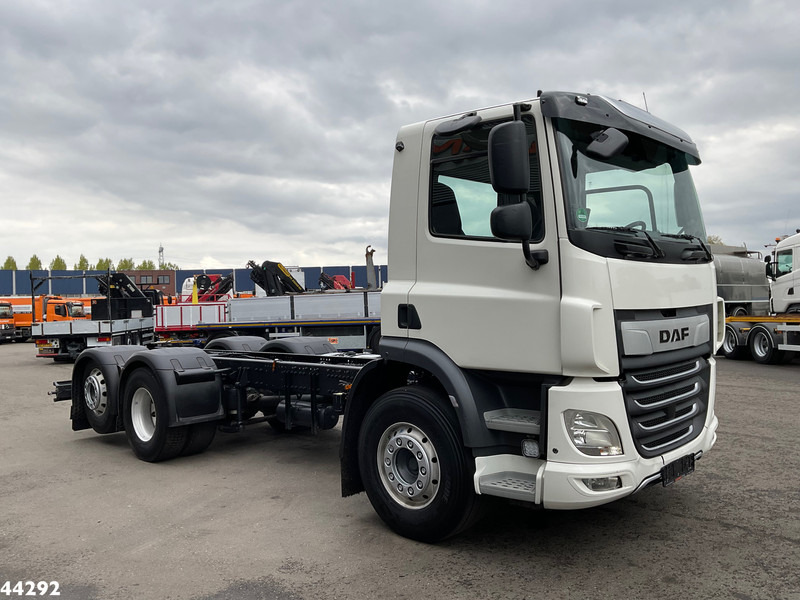 DAF FAN CF 450 Euro 6 Chassis Cabine - Camião chassi: foto 5 DAF FAN CF 450 Euro 6 Chassis Cabine - Camião chassi: foto 5