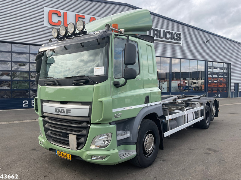 DAF FAR CF 370 Euro 6 VDL 21 Ton haakarmsysteem - Camião polibenne: foto 2 DAF FAR CF 370 Euro 6 VDL 21 Ton haakarmsysteem - Camião polibenne: foto 2