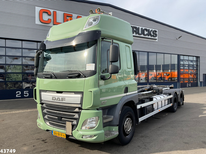 DAF FAS CF 440 Euro 6 Hiab 21 Ton haakarmsysteem - Camião polibenne: foto 2 DAF FAS CF 440 Euro 6 Hiab 21 Ton haakarmsysteem - Camião polibenne: foto 2