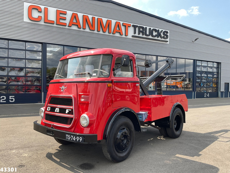 DAF T1300 ''Kikker'' Bergingswagen - Caminhão reboque: foto 2 DAF T1300 ''Kikker'' Bergingswagen - Caminhão reboque: foto 2