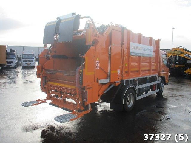 FUSO Canter 9C18 - Caminhão de lixo: foto 5 FUSO Canter 9C18 - Caminhão de lixo: foto 5