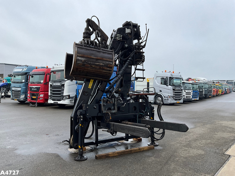 HIAB LOGLIFT 12 Tonmeter Z-kraan - Grua para camião para Camião: foto 5 HIAB LOGLIFT 12 Tonmeter Z-kraan - Grua para camião para Camião: foto 5