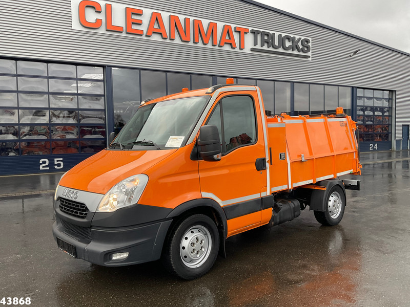 Iveco Daily 35S12 ITM 3,5 m³ veegvuilopbouw - Caminhão de lixo: foto 2 Iveco Daily 35S12 ITM 3,5 m³ veegvuilopbouw - Caminhão de lixo: foto 2