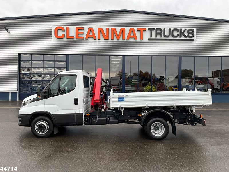 Iveco Daily 72C18 HMF laadkraan 3,4 Tonmeter laadkraan + Meiller 3-zijdige kipper New & Unused!! - Camião basculante, Camião grua: foto 4 Iveco Daily 72C18 HMF laadkraan 3,4 Tonmeter laadkraan + Meiller 3-zijdige kipper New & Unused!! - Camião basculante, Camião grua: foto 4