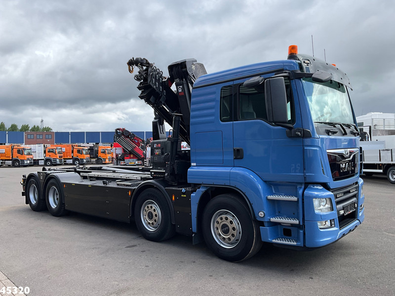 MAN TGS 35.500 8x4 Euro 6 Hiab 30 Tonmeter laadkraan Just 164.946 km! - Camião polibenne, Camião grua: foto 5 MAN TGS 35.500 8x4 Euro 6 Hiab 30 Tonmeter laadkraan Just 164.946 km! - Camião polibenne, Camião grua: foto 5