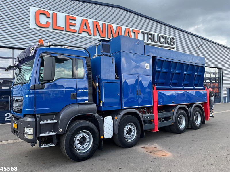 MAN TGS 41.440 8x4 Full Steel Reschwitzer 10m³ Saugbagger Just 132.502 Km! - Caminhão limpa fossa: foto 3 MAN TGS 41.440 8x4 Full Steel Reschwitzer 10m³ Saugbagger Just 132.502 Km! - Caminhão limpa fossa: foto 3