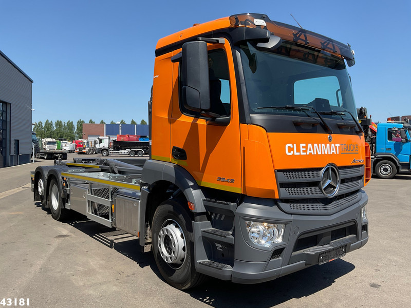 Mercedes-Benz Actros 2643 VDL 21 Ton haakarmsysteem - Camião polibenne: foto 3 Mercedes-Benz Actros 2643 VDL 21 Ton haakarmsysteem - Camião polibenne: foto 3