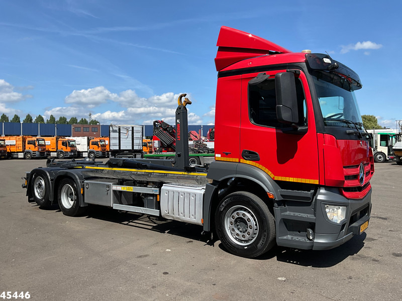 Mercedes-Benz Antos 2543 Euro 6 Multilift 26 Ton haakarmsysteem - Camião polibenne: foto 3 Mercedes-Benz Antos 2543 Euro 6 Multilift 26 Ton haakarmsysteem - Camião polibenne: foto 3
