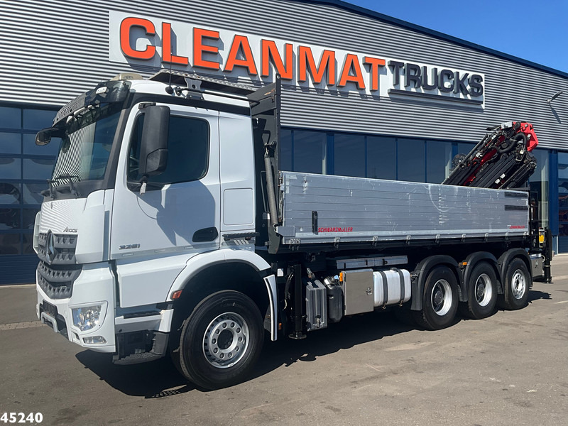 Mercedes-Benz Arocs 3251 8x4 Euro 6 Retarder Palfinger 34 Tonmeter laadkraan + Fly-Jib Just 146.766 km! - Camião grua: foto 4 Mercedes-Benz Arocs 3251 8x4 Euro 6 Retarder Palfinger 34 Tonmeter laadkraan + Fly-Jib Just 146.766 km! - Camião grua: foto 4