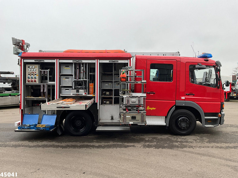 Mercedes-Benz Atego 976.05 Brandweer materiaalwagen Just 26.791 km! - Carro de bombeiro: foto 5 Mercedes-Benz Atego 976.05 Brandweer materiaalwagen Just 26.791 km! - Carro de bombeiro: foto 5