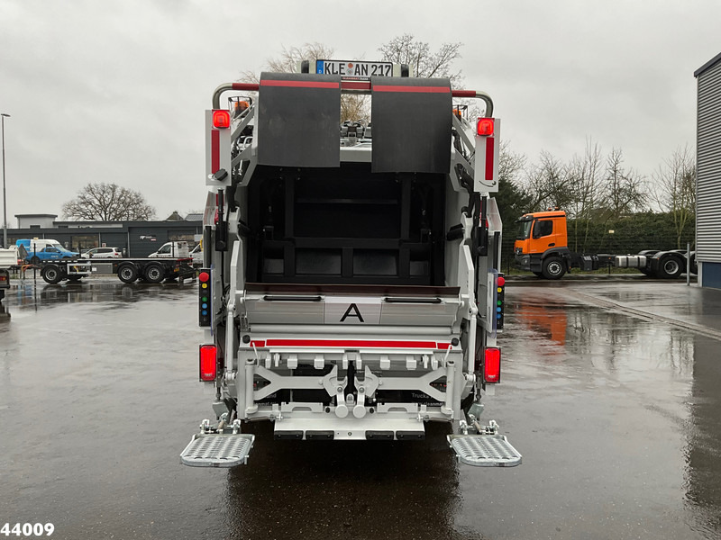 Mitsubishi Canter 9C18 Zoeller 7m³ - Caminhão de lixo: foto 5 Mitsubishi Canter 9C18 Zoeller 7m³ - Caminhão de lixo: foto 5