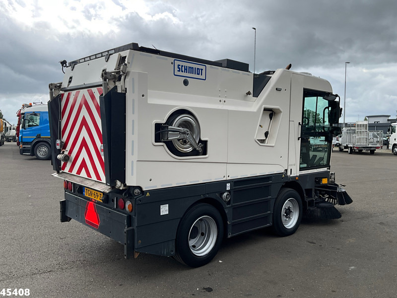 Schmidt Cleango 500 Compact Euro 6 with 3-rd brush - Varredora urbana: foto 5 Schmidt Cleango 500 Compact Euro 6 with 3-rd brush - Varredora urbana: foto 5