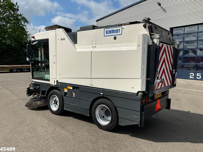 Schmidt Cleango 500 Compact Euro 6 with 3-rd brush - Varredora urbana: foto 4 Schmidt Cleango 500 Compact Euro 6 with 3-rd brush - Varredora urbana: foto 4