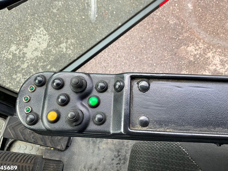 Varredora urbana Schmidt Cleango Compact 500 Euro 6 with 3-rd brush Just 4.260 km!: foto 17