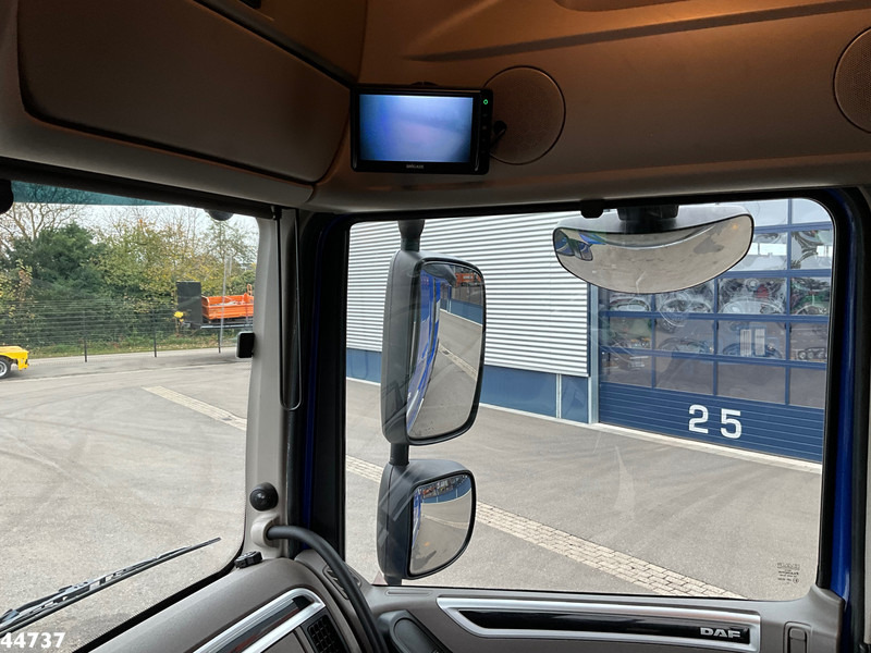 Tractor DAF FTM XF 530 8x4 Euro 6 ZF Intarder: foto 18 Tractor DAF FTM XF 530 8x4 Euro 6 ZF Intarder: foto 18