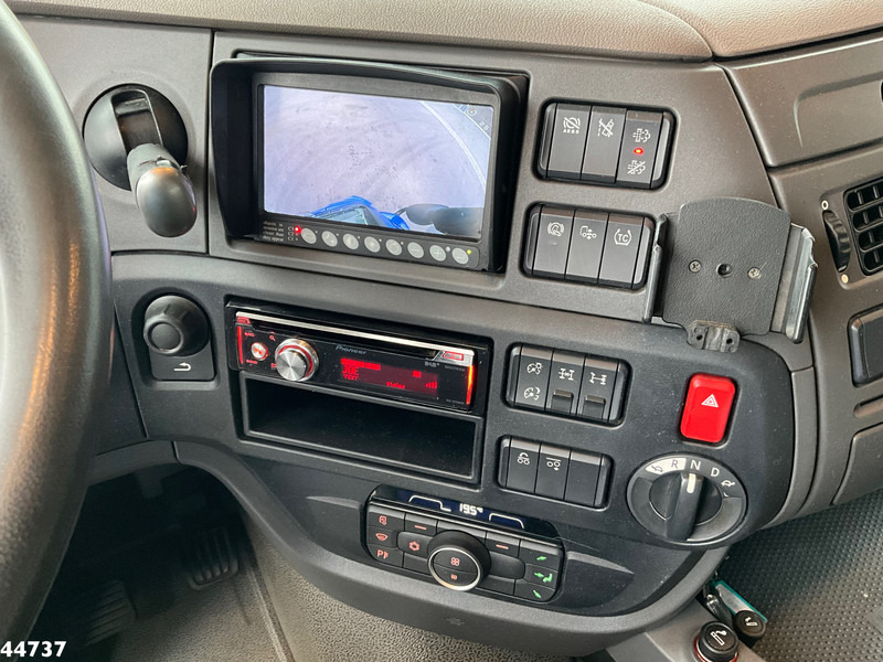 Tractor DAF FTM XF 530 8x4 Euro 6 ZF Intarder: foto 13 Tractor DAF FTM XF 530 8x4 Euro 6 ZF Intarder: foto 13