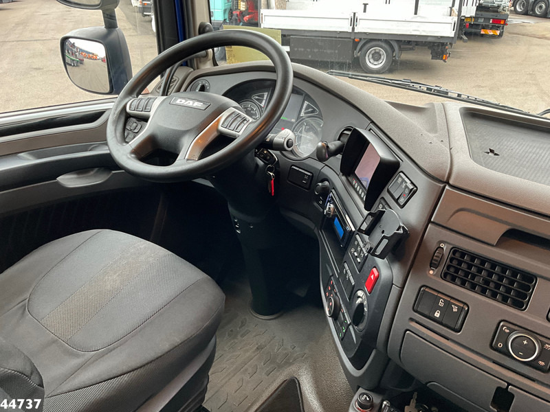 Tractor DAF FTM XF 530 8x4 Euro 6 ZF Intarder: foto 11 Tractor DAF FTM XF 530 8x4 Euro 6 ZF Intarder: foto 11