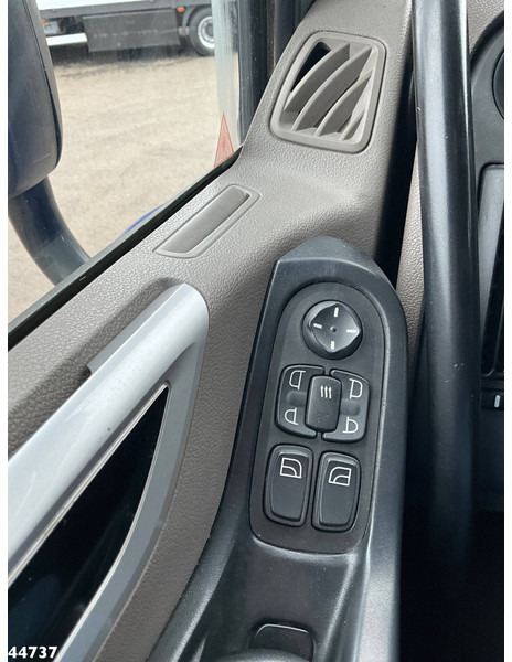 Tractor DAF FTM XF 530 8x4 Euro 6 ZF Intarder: foto 17 Tractor DAF FTM XF 530 8x4 Euro 6 ZF Intarder: foto 17