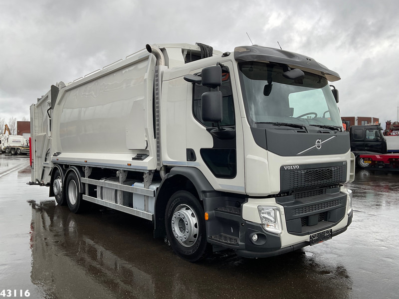 Volvo FE 350 Euro 6 NORBA MF 300 22m³, 2 compartimenten - Caminhão de lixo: foto 4 Volvo FE 350 Euro 6 NORBA MF 300 22m³, 2 compartimenten - Caminhão de lixo: foto 4