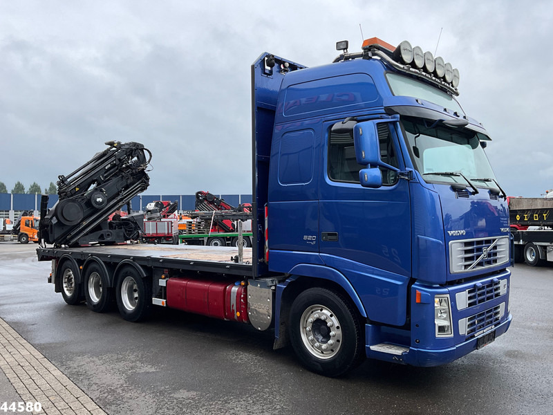 Volvo FH 520 8x4 Euro 5 Hiab 24 Tonmeter laadkraan + Fly-jib - Camião grua: foto 4 Volvo FH 520 8x4 Euro 5 Hiab 24 Tonmeter laadkraan + Fly-jib - Camião grua: foto 4