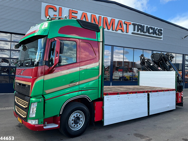 Volvo FH 540 8x2 Euro 6 Fassi 24 Tonmeter laadkraan - Camião grua: foto 4 Volvo FH 540 8x2 Euro 6 Fassi 24 Tonmeter laadkraan - Camião grua: foto 4