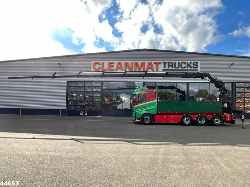 Volvo FH 540 8x2 Euro 6 Fassi 24 Tonmeter laadkraan - Camião grua: foto 1 Volvo FH 540 8x2 Euro 6 Fassi 24 Tonmeter laadkraan - Camião grua: foto 1