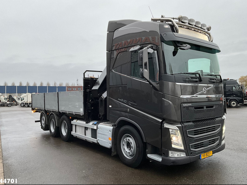 Volvo FH 540 8x4 Euro 6 Hiab 37 Tonmeter laadkraan - Camião grua: foto 5 Volvo FH 540 8x4 Euro 6 Hiab 37 Tonmeter laadkraan - Camião grua: foto 5