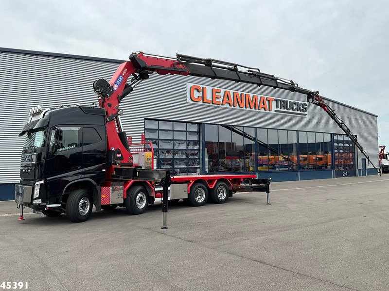 Volvo FH 540 8x4 HMF 85 Tonmeter laadkraan + Fly-Jib Just 222.786 km! - Camião grua: foto 1 Volvo FH 540 8x4 HMF 85 Tonmeter laadkraan + Fly-Jib Just 222.786 km! - Camião grua: foto 1