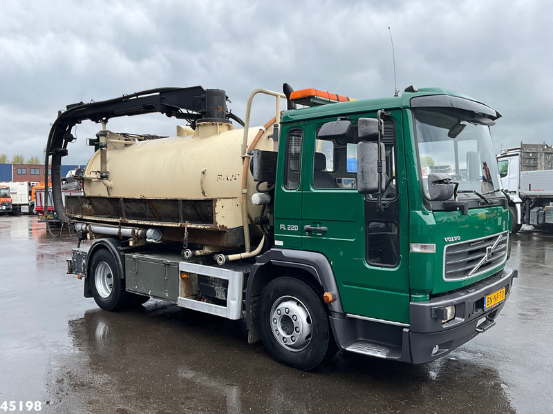 Volvo FL 220 Ravo 7,5m³ kolkenzuiger Just 165.156 km! - Caminhão limpa fossa: foto 4 Volvo FL 220 Ravo 7,5m³ kolkenzuiger Just 165.156 km! - Caminhão limpa fossa: foto 4