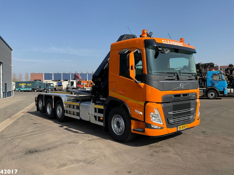 Volvo FM 420 8x2 HMF 28 Tonmeter laadkraan - Camião polibenne, Camião grua: foto 5 Volvo FM 420 8x2 HMF 28 Tonmeter laadkraan - Camião polibenne, Camião grua: foto 5