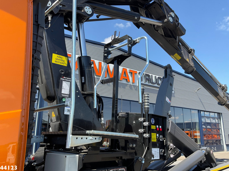 Volvo FM 420 8x2 Hiab 25 Tonmeter laadkraan Welvaarts laadkraan weegsysteem - Camião polibenne, Camião grua: foto 5 Volvo FM 420 8x2 Hiab 25 Tonmeter laadkraan Welvaarts laadkraan weegsysteem - Camião polibenne, Camião grua: foto 5