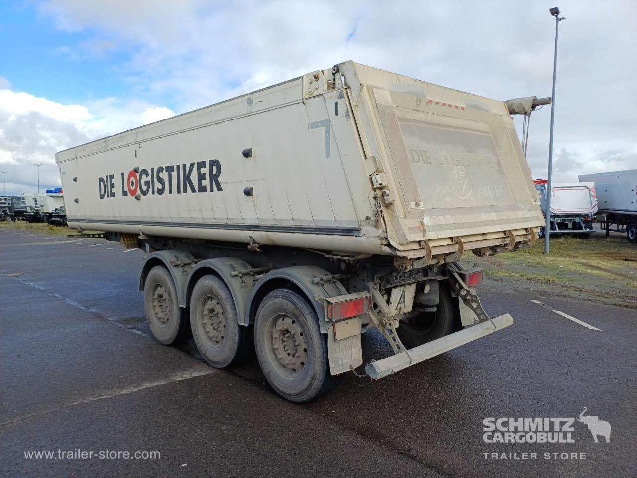 SCHMITZ Auflieger Kipper Alukastenmulde 24m³ - Semi-reboque basculante: foto 4 SCHMITZ Auflieger Kipper Alukastenmulde 24m³ - Semi-reboque basculante: foto 4