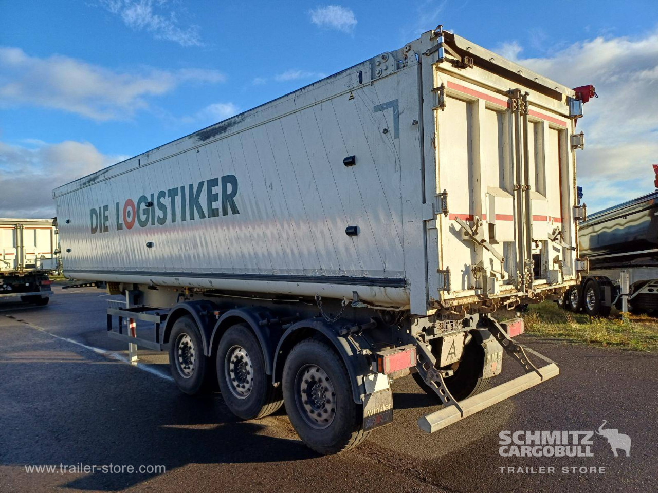 SCHMITZ Auflieger Kipper Alukastenmulde 44m³ - Semi-reboque basculante: foto 4 SCHMITZ Auflieger Kipper Alukastenmulde 44m³ - Semi-reboque basculante: foto 4