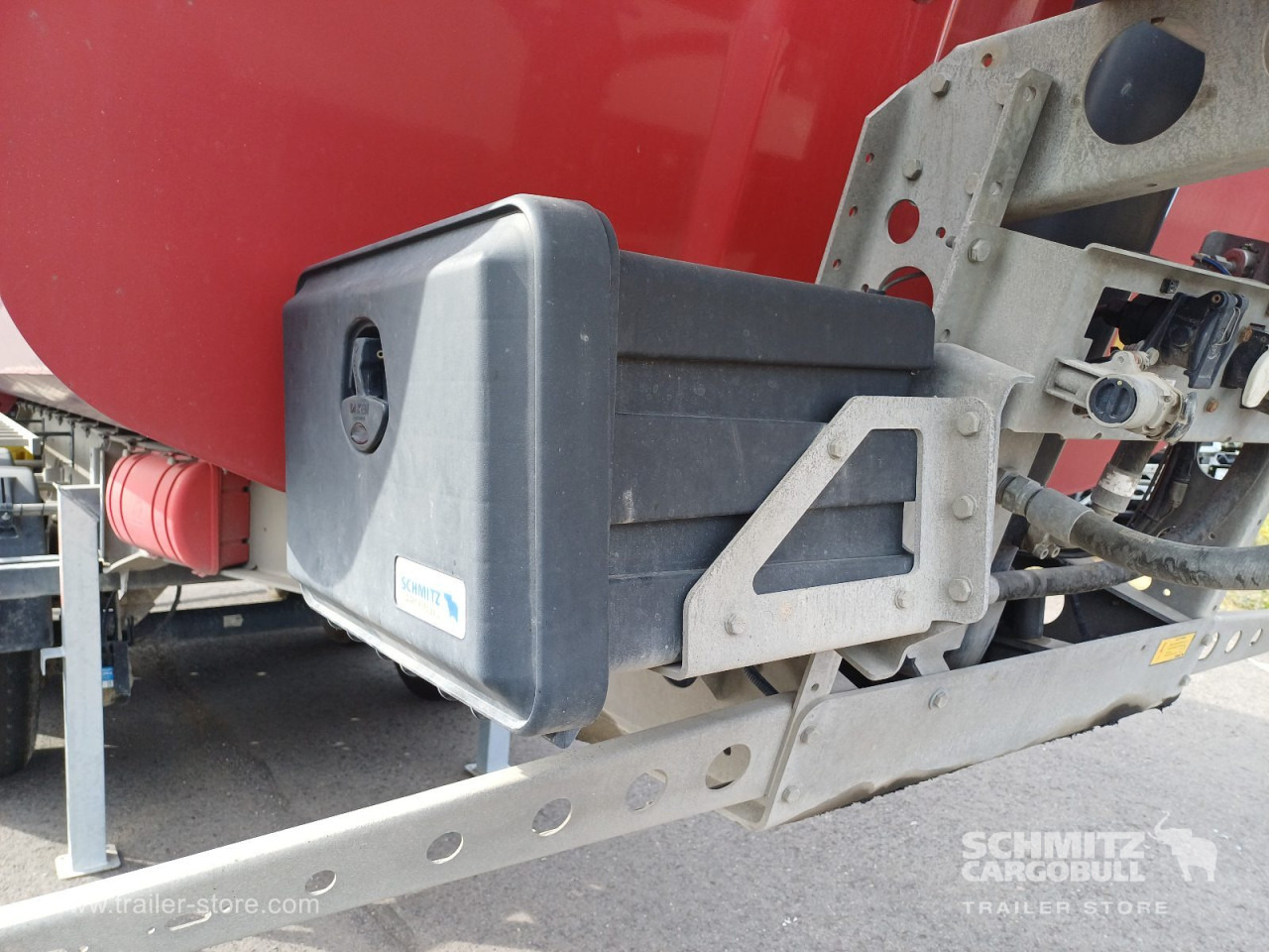 SCHMITZ Auflieger Kipper Stahlrundmulde 28m³ - Semi-reboque basculante: foto 3 SCHMITZ Auflieger Kipper Stahlrundmulde 28m³ - Semi-reboque basculante: foto 3
