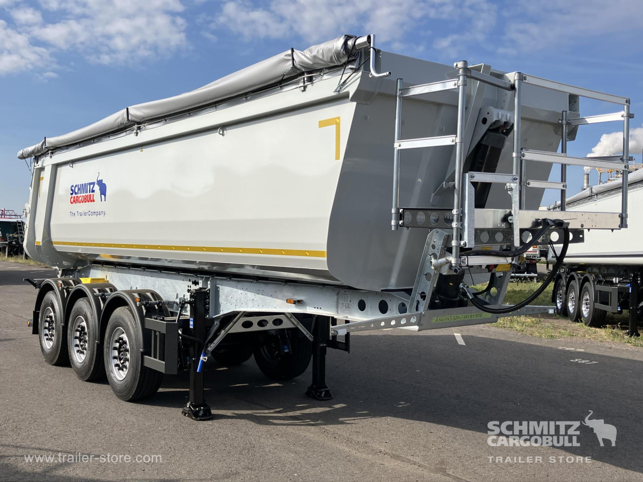 SCHMITZ Auflieger Kipper Stahlrundmulde 29m³ - Semi-reboque basculante: foto 1 SCHMITZ Auflieger Kipper Stahlrundmulde 29m³ - Semi-reboque basculante: foto 1