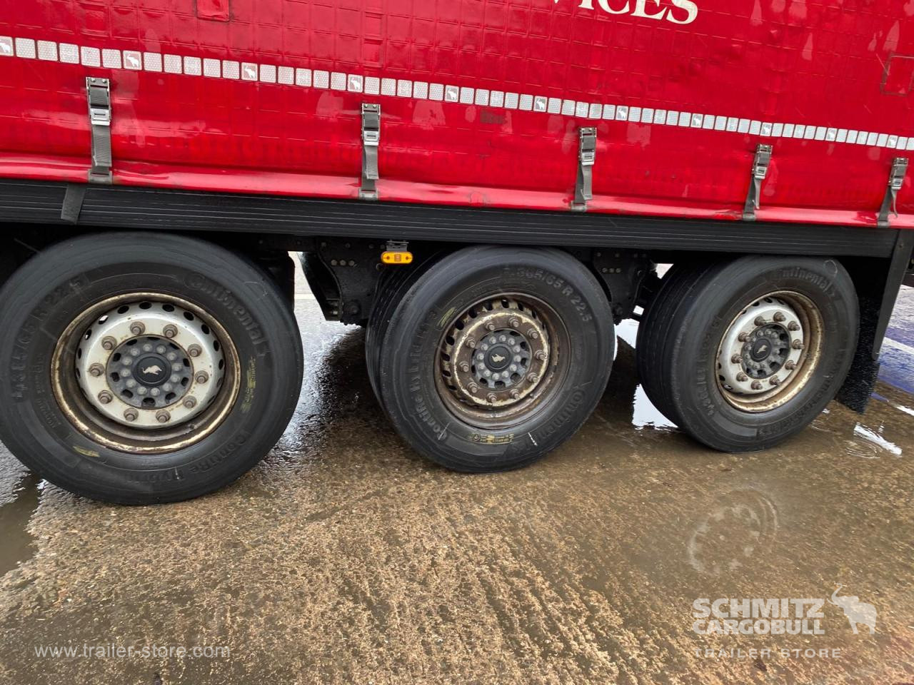 SCHMITZ Curtainsider Standard - Semi-reboque de lona: foto 2 SCHMITZ Curtainsider Standard - Semi-reboque de lona: foto 2