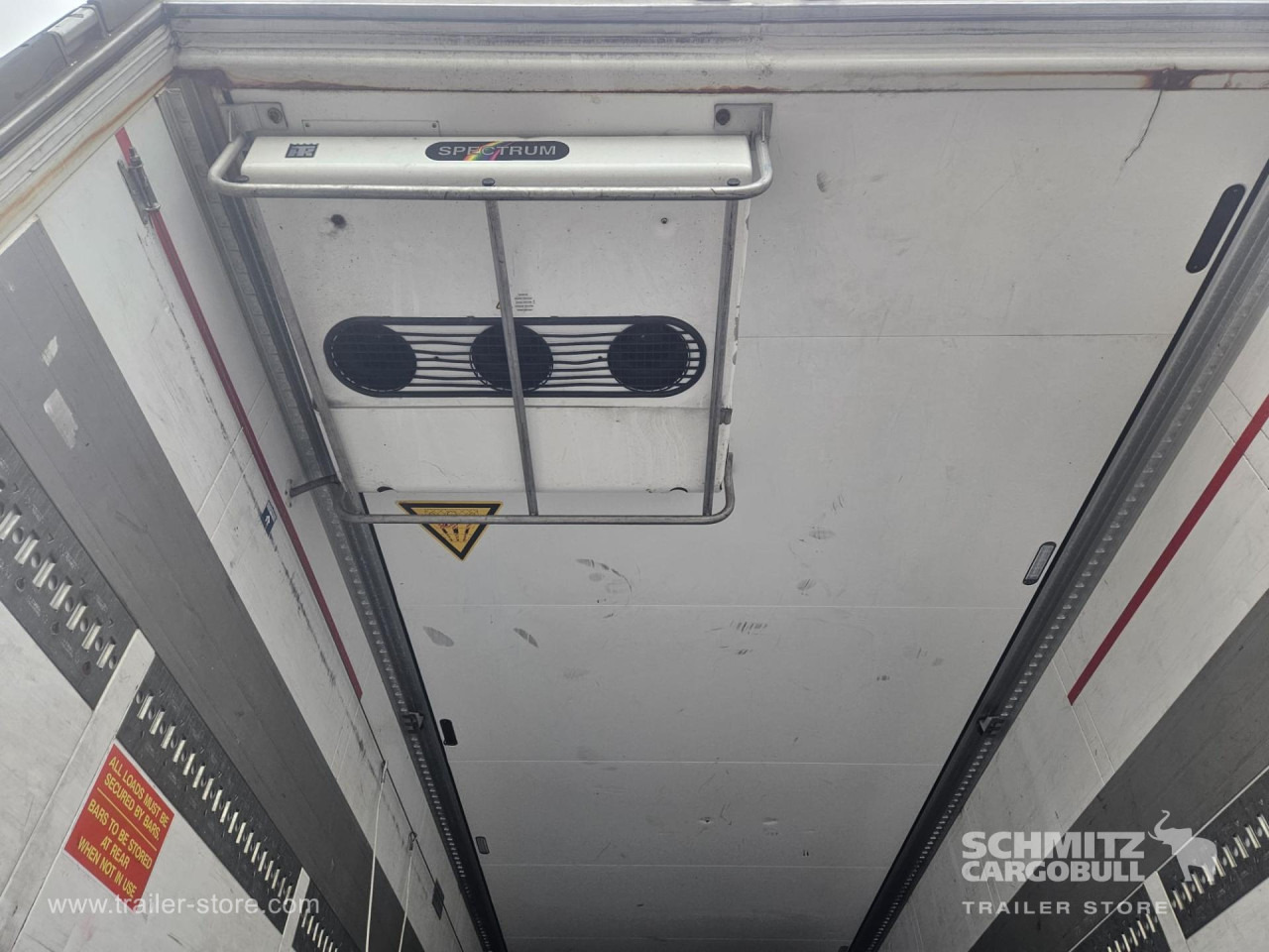 SCHMITZ Reefer Multitemp - Semi-reboque isotérmico: foto 3 SCHMITZ Reefer Multitemp - Semi-reboque isotérmico: foto 3