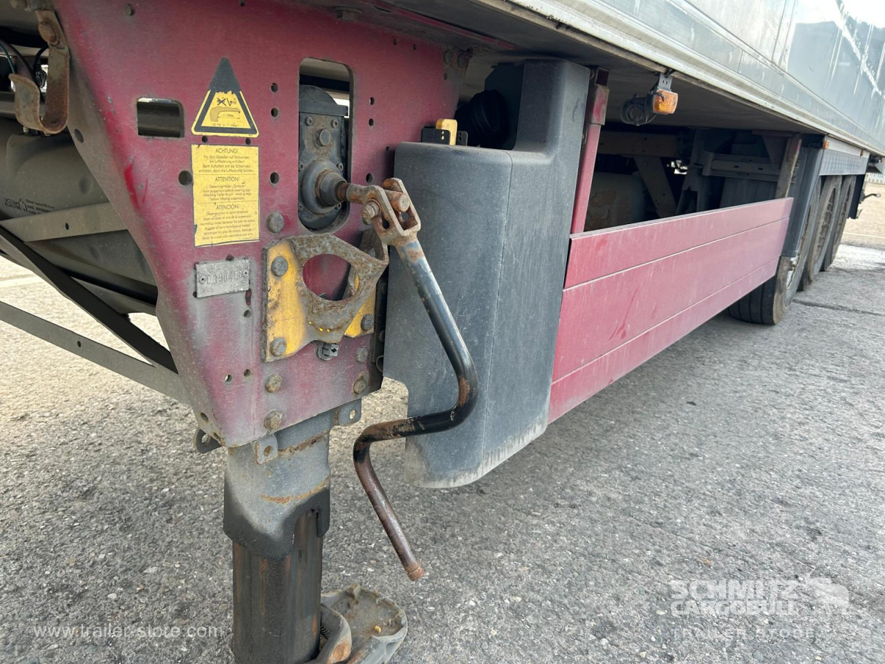 SCHMITZ Reefer Multitemp - Semi-reboque isotérmico: foto 3 SCHMITZ Reefer Multitemp - Semi-reboque isotérmico: foto 3