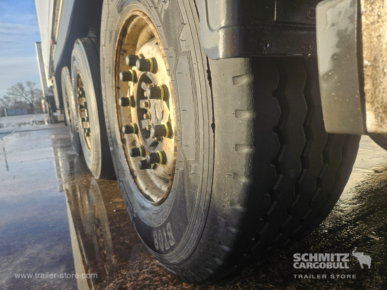 SCHMITZ Reefer Multitemp - Semi-reboque isotérmico: foto 5 SCHMITZ Reefer Multitemp - Semi-reboque isotérmico: foto 5