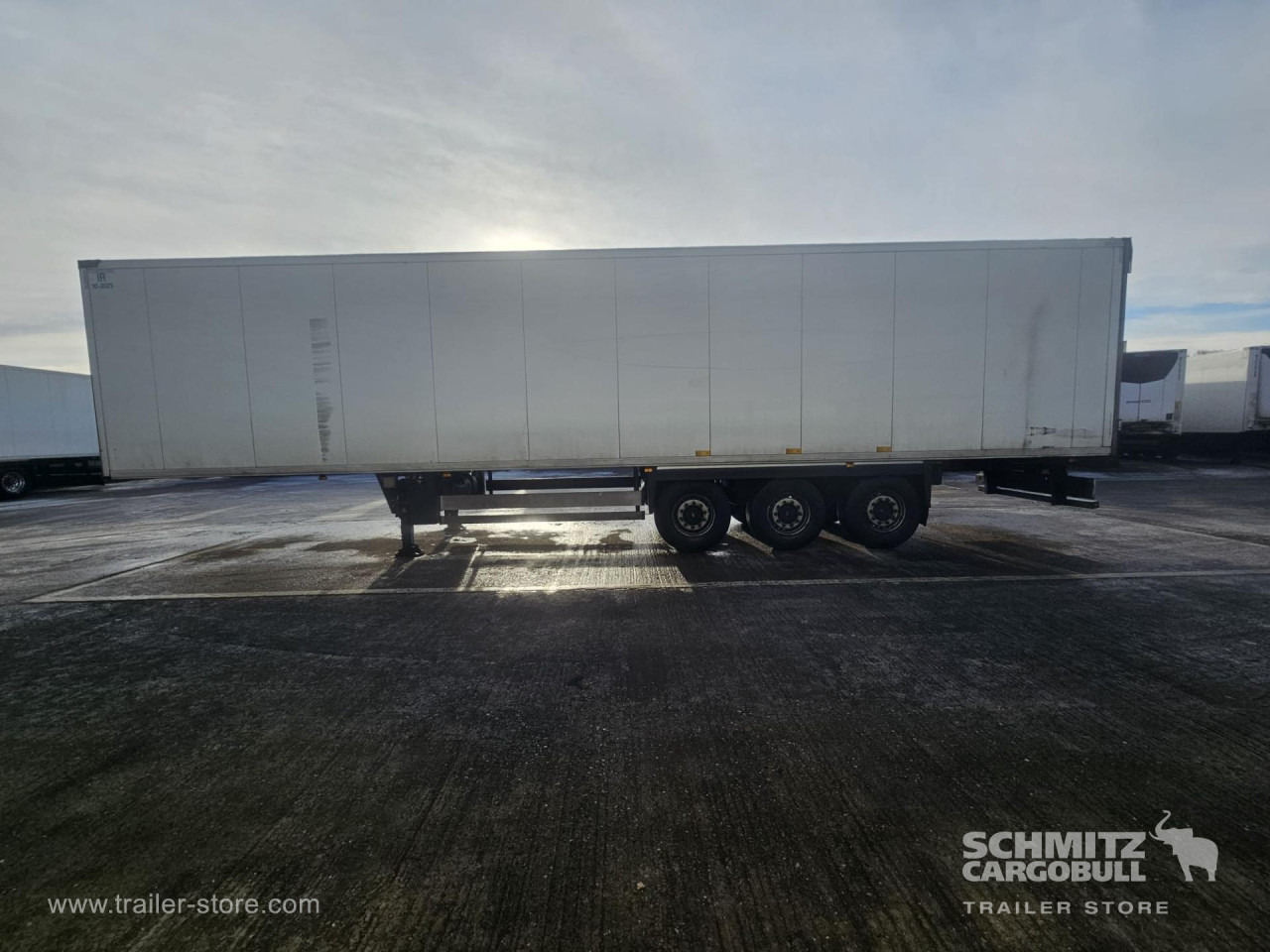 SCHMITZ Reefer Multitemp - Semi-reboque isotérmico: foto 3 SCHMITZ Reefer Multitemp - Semi-reboque isotérmico: foto 3