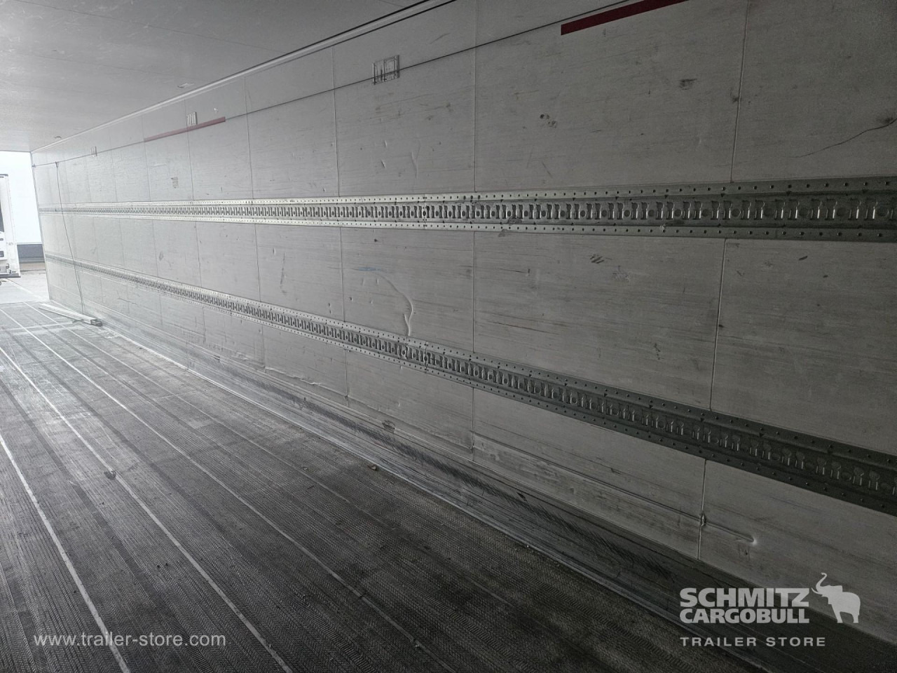 SCHMITZ Reefer Standard - Semi-reboque isotérmico: foto 3 SCHMITZ Reefer Standard - Semi-reboque isotérmico: foto 3