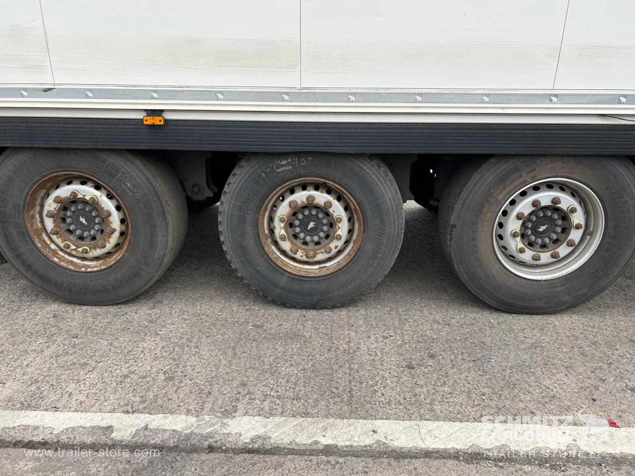 SCHMITZ Reefer Standard - Semi-reboque isotérmico: foto 2 SCHMITZ Reefer Standard - Semi-reboque isotérmico: foto 2